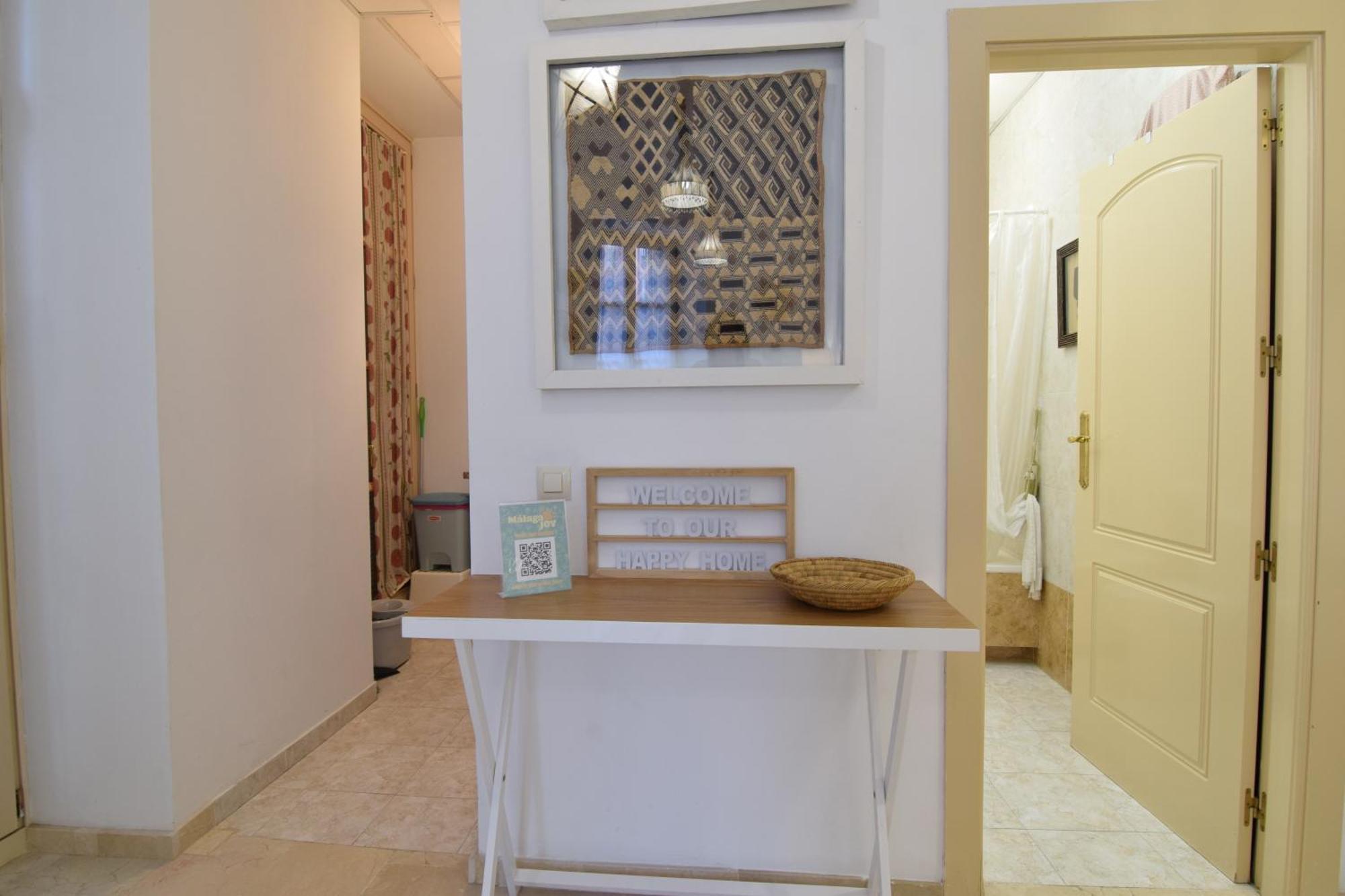 Apartamento Santos 7 มาลากา ภายนอก รูปภาพ